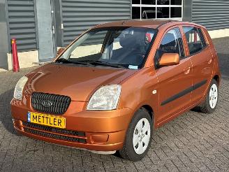 Schadeauto Kia Picanto 1.0 12V Hatchback  Benzine 999cc 45kW (61pk) FWD 2005/12
