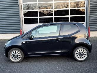 Volkswagen Up! 1.0 12V 60 Hatchback  Benzine 999cc 44kW (60pk) FWD picture 2