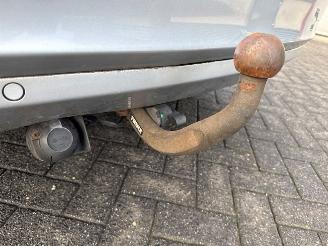 Skoda Superb 1.6 TDI Combi/o  Diesel 1.598cc 77kW (105pk) FWD picture 23