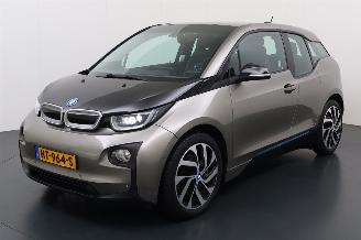 Vaurioauto  passenger cars BMW i3 i3 Range Extender Hatchback  Elektrisch Benzine 647cc 125kW (170pk) RWD 2015/12
