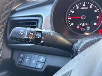 Kia Rio 1.0i T-GDi 100 12V Hatchback  Benzine 998cc 74kW (101pk) FWD picture 21