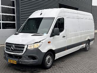 krockskadad bil bedrijf Mercedes Sprinter L3H2 316 CDI 2.1 D RWD Bestel  Diesel 2.143cc 120kW (163pk) RWD 2019/1