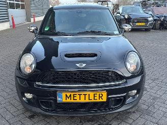 Mini Cooper S 1.6 16V Cooper S Hatchback  Benzine 1.598cc 135kW (184pk) FWD picture 8