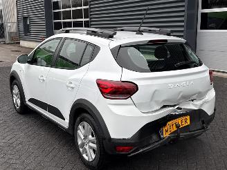 Dacia Sandero 1.0 TCe 90 12V Hatchback  Benzine 999cc 67kW (91pk) FWD picture 3