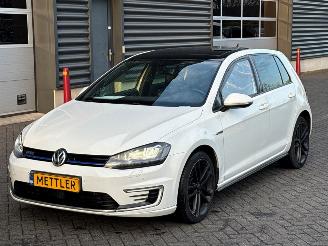 škoda osobní automobily Volkswagen Golf 1.4 GTE 16V Hatchback  Elektrisch Benzine 1.395cc 150kW (204pk) FWD 2015/12