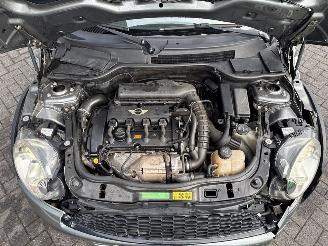 Mini Cooper S 1.6 16V Cooper S Cabrio  Benzine 1.598cc 128kW (174pk) FWD picture 19