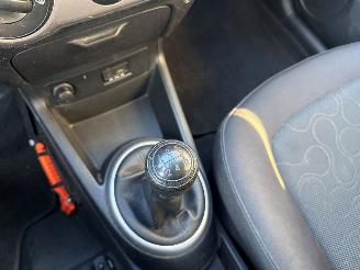 Hyundai I-20 1.2i 16V Hatchback  Benzine 1.248cc 57kW (77pk) FWD picture 18