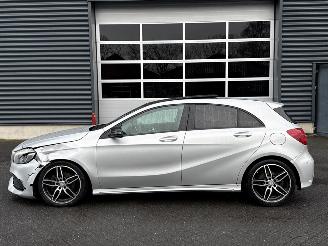 Mercedes A-klasse 2.2 A-200 CDI, A-200d 16V Hatchback  Diesel 2.143cc 100kW (136pk) FWD picture 2