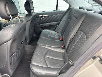 Mercedes E-klasse 3.2 E-320 CDI 24V Sedan 4Dr Diesel 3.222cc 150kW (204pk) RWD picture 10