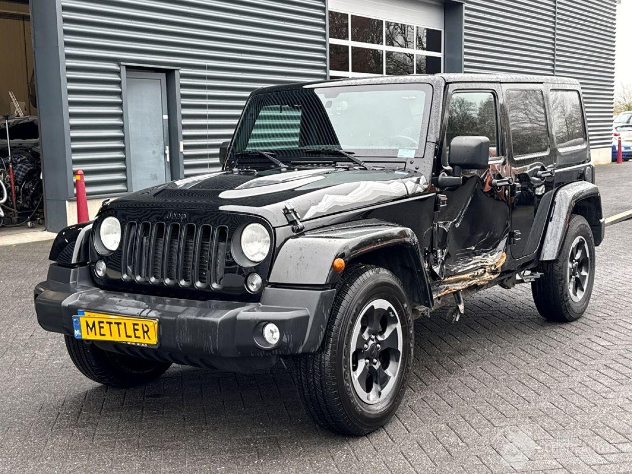 Jeep Wrangler 2.8 CRD 16V 4x4 Jeep/SUV  Diesel 2.776cc 147kW (200pk) 4x4