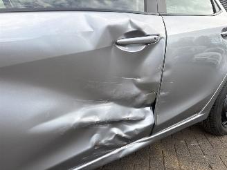 Mazda 2 1.3 16V S-VT Hatchback  Benzine 1.349cc 55kW (75pk) FWD picture 19