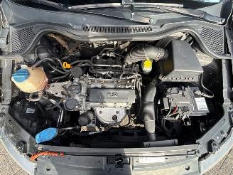 Volkswagen Polo 1.2 12V Hatchback  Benzine 1.198cc 44kW (60pk) FWD picture 19