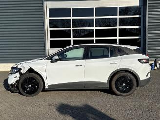 Volkswagen ID.4 PRO 77 kWh SUV  Elektrisch  210kW (286pk) RWD picture 2