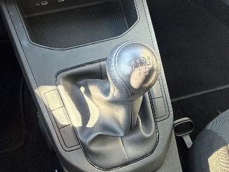 Seat Ibiza 1.0 MPI 12V Hatchback 4Dr Benzine 999cc 59kW (80pk) FWD picture 17