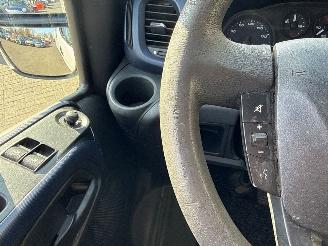 Iveco New daily L4H2 5 persoons Diesel 2.998cc 132kW (179pk) RWD picture 18