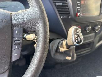 Iveco New daily L4H2 5 persoons Diesel 2.998cc 132kW (179pk) RWD picture 19