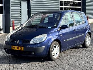  Renault Mégane Scénic 1.6 16V MPV  Benzine 1.598cc 83kW (113pk) FWD 2005/1