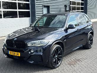 krockskadad bil auto BMW X5 XDRIVE30D M-pakket, luchtvering, trekhaak, 360 camera 2015/7