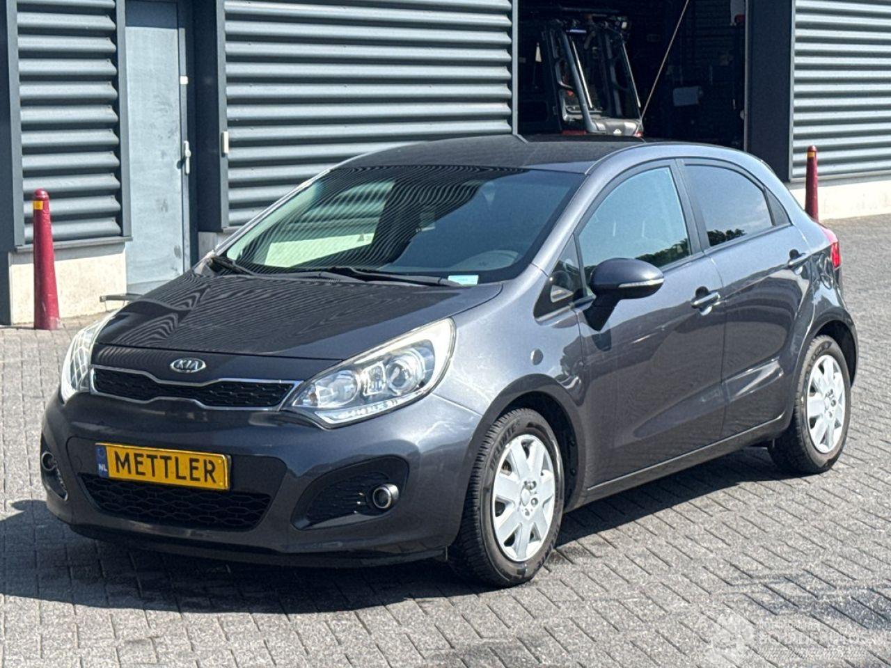 Kia Rio 1.2 CVVT 16V Hatchback  Benzine 1.248cc 63kW (86pk) FWD