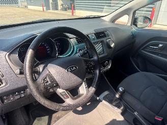 Kia Rio 1.2 CVVT 16V Hatchback  Benzine 1.248cc 63kW (86pk) FWD picture 12