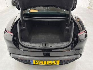 Porsche Taycan  picture 11