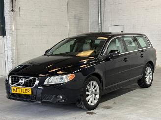 škoda osobní automobily Volvo V-70 1.6 T4 16V Combi/o  Benzine 1.596cc 132kW (179pk) FWD 2012/10