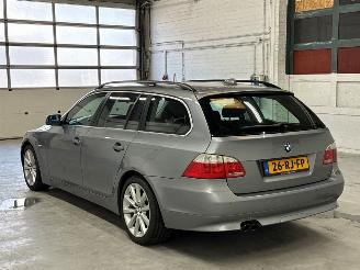 BMW 5-serie M pakket 523i 24V Combi/o  Benzine 2.497cc 130kW (177pk) RWD picture 3