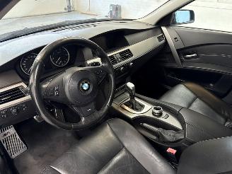BMW 5-serie M pakket 523i 24V Combi/o  Benzine 2.497cc 130kW (177pk) RWD picture 10