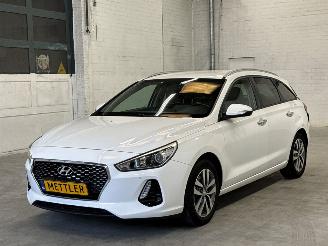 Hyundai I-30 1.0 T-GDI 12V Combi/o Benzine 998cc 88kW (120pk) FWD 2017/9