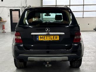 Mercedes ML 3.0 ML-280 CDI 4-Matic V6 24V SUV picture 4