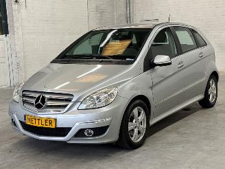 Schadeauto Mercedes B-klasse 2.0 B-180 CDI 16V Hatchback  Diesel 1.991cc 80kW (109pk) FWD 2011/3