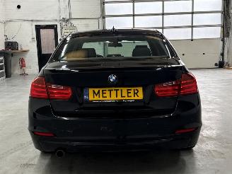 BMW 3-serie 320d 2.0 16V EfficientDynamicsEdition Sedan 4Dr Diesel 1.995cc 120kW (163pk) RWD 2011-04/2015-07 (3D31; 3D32; 3E11; 3E12) N47D20C picture 4