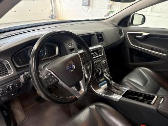Volvo V-60 2.4 D6 20V Plug-in Hybrid AWD Combi/o  Elektrisch Diesel 2.401cc 210kW (286pk) 4x4 2012-06/2015-12 (GWAA) D82PHEV picture 16