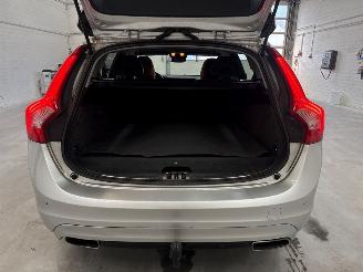 Volvo V-60 2.4 D6 20V Plug-in Hybrid AWD Combi/o  Elektrisch Diesel 2.401cc 210kW (286pk) 4x4 2012-06/2015-12 (GWAA) D82PHEV picture 10