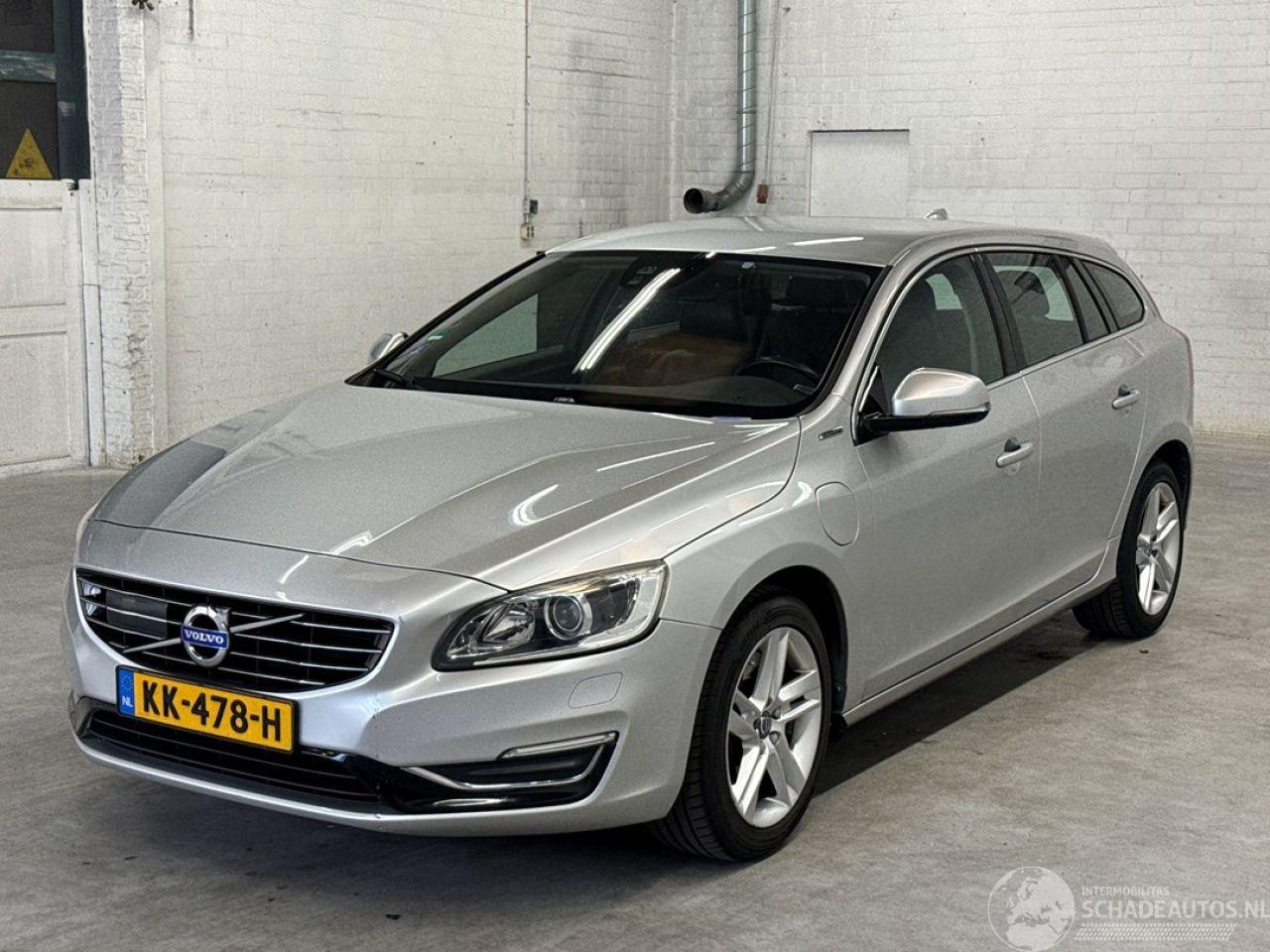 Volvo V-60 2.4 D6 20V Plug-in Hybrid AWD Combi/o  Elektrisch Diesel 2.401cc 210kW (286pk) 4x4 2012-06/2015-12 (GWAA) D82PHEV