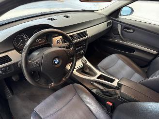 BMW 5-serie 523i 24V Combi/o  Benzine 2.497cc 130kW (177pk) RWD picture 11
