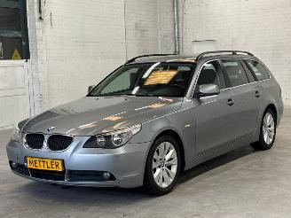 uszkodzony samochody osobowe BMW 5-serie 523i 24V Combi/o  Benzine 2.497cc 130kW (177pk) RWD 2006/1