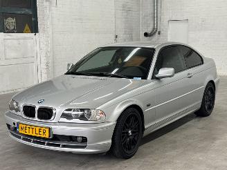 Auto incidentate BMW 3-serie 318 Ci Coupe 2Dr Benzine 1.895cc 87kW (118pk) RWD 2000/3
