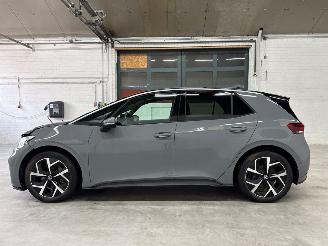 Volkswagen ID.3 Pro 63 kWh Hatchback 4Dr Elektrisch  150kW (204pk) RWD picture 3