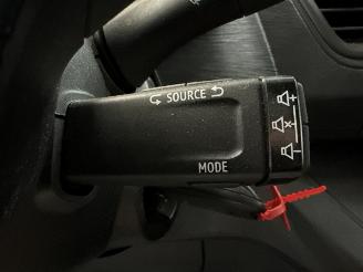 Renault Trafic Passenger 9 pers 2.0 dCi 16V 110 Bus  Diesel 1.995cc 81kW (110pk) FWD picture 23