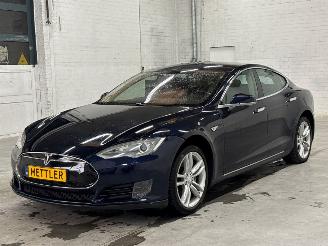 Unfallwagen Tesla Model S 85 Liftback  Elektrisch  270kW (367pk) RWD 2013/12