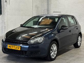 Damaged car Volkswagen Golf 1.4 TSI 122 16V Hatchback  Benzine 1.390cc 90kW (122pk) FWD 2011/2