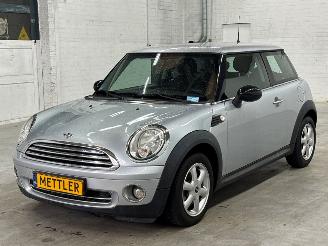 Avarii autoturisme Mini Mini 1.4 16V One Hatchback  Benzine 1.397cc 70kW (95pk) FWD 2007/5