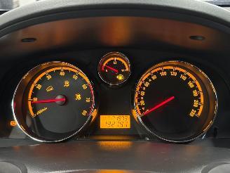 Opel Antara 2.4 16V 4x4 SUV  Benzine 2.405cc 103kW (140pk) 4x4 picture 13