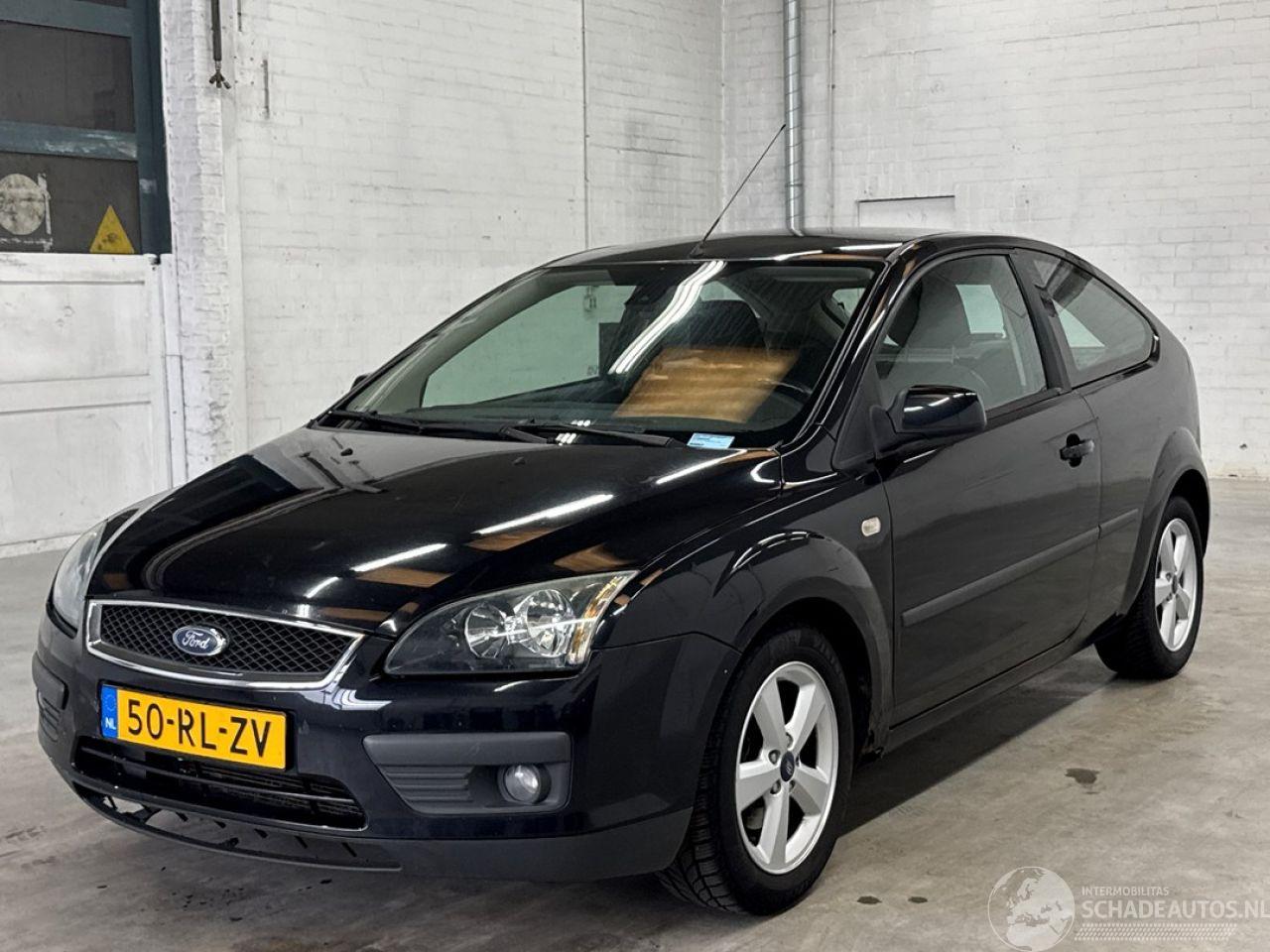 Ford Focus 1.6 16V Hatchback  Benzine 1.596cc 74kW (101pk) FWD