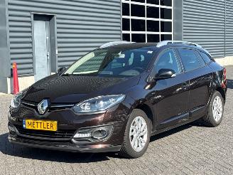 krockskadad bil auto Renault Mégane 1.2 16V TCE 115 Combi/o 4Dr Benzine 1.197cc 85kW (116pk) FWD 2015/7
