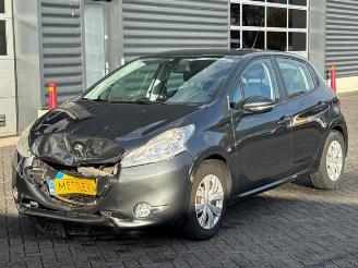 demontáž osobní automobily Peugeot 208 208 I (CA/CC/CK/CL), Hatchback, 2012 / 2019 1.2 Vti 12V PureTech 82 2014/2