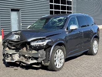 damaged passenger cars Volvo Xc-90 2.0 T8 16V Twin Engine AWD SUV  Elektrisch Benzine 1.969cc 299kW (407pk) 4x4 2017/12