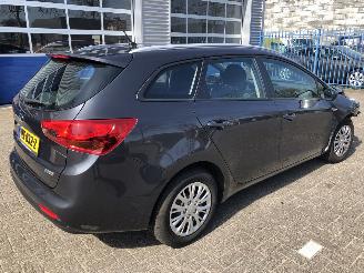 Kia Ceed 1.0 T-GDI COMFORTLINE picture 4