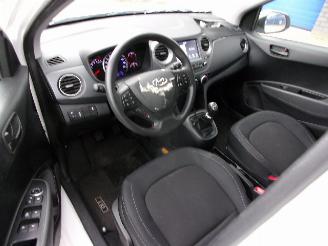 Hyundai I-10 1.0i COMFORT picture 12